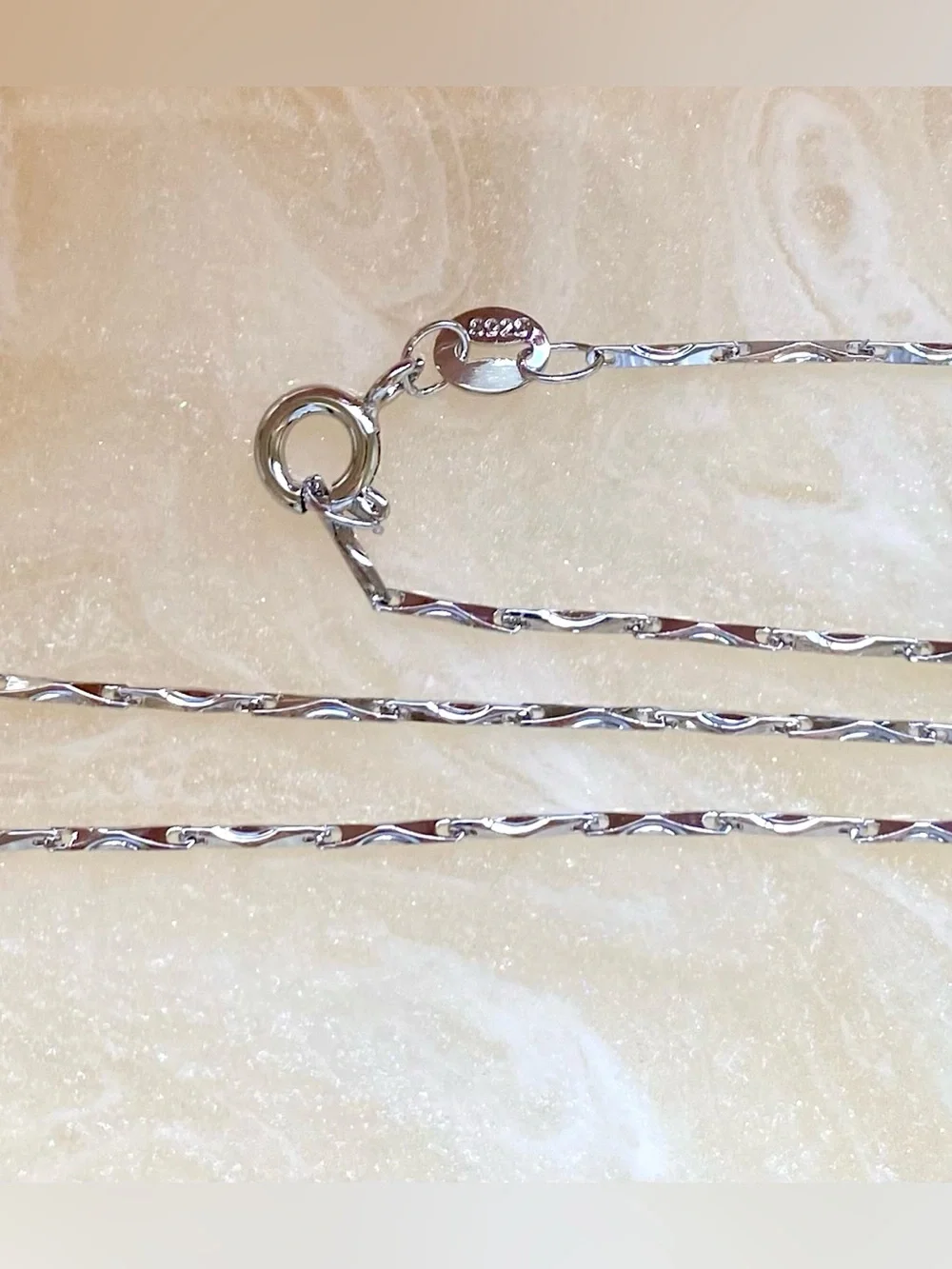 Silver Twisted Chain Necklace